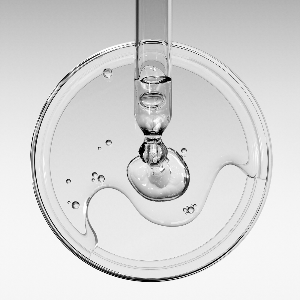 dropper in a petri scale with liquid