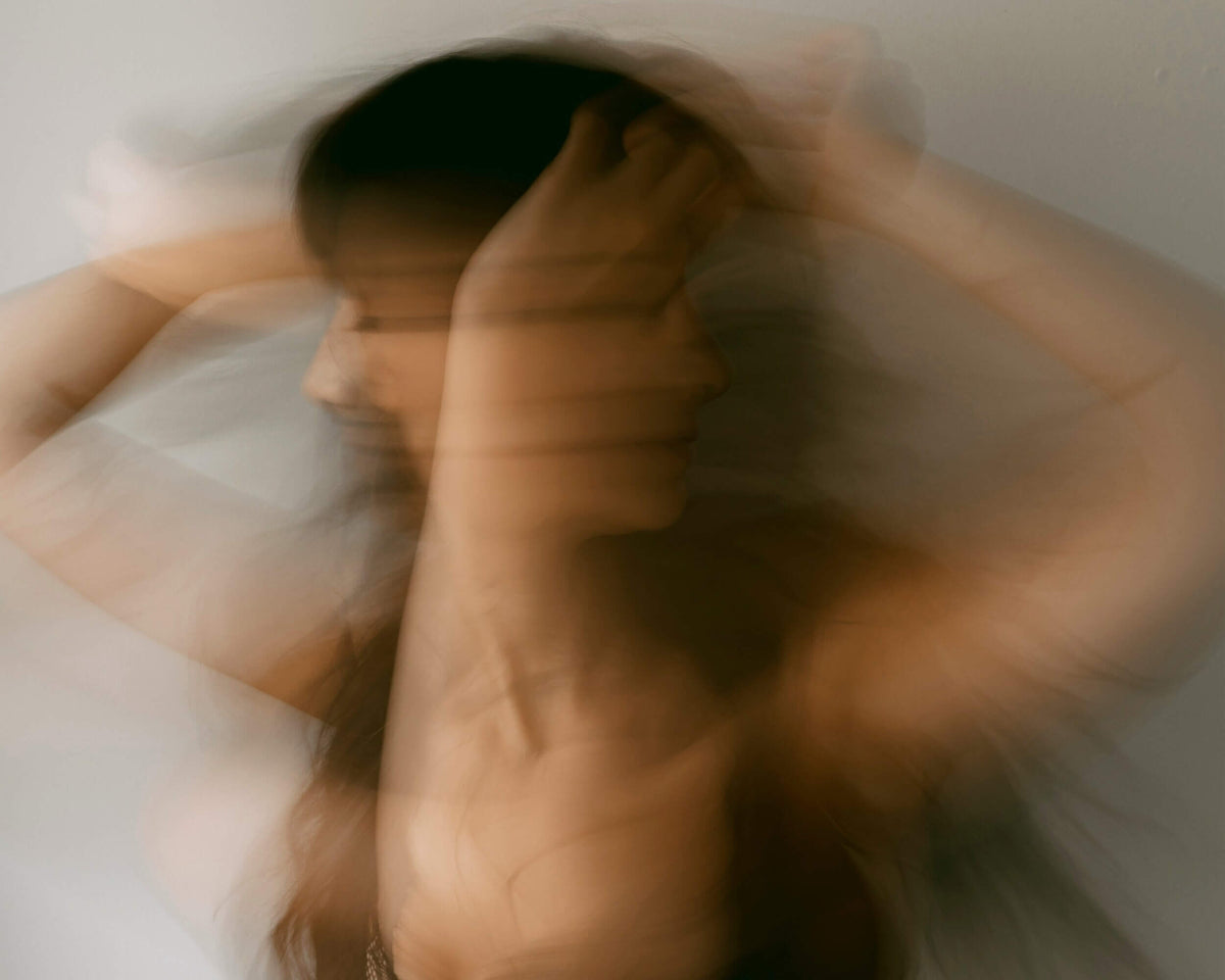Hormonell gestresste Haut: Wirkstoffe zeitlich adaptieren statt monoton anwenden