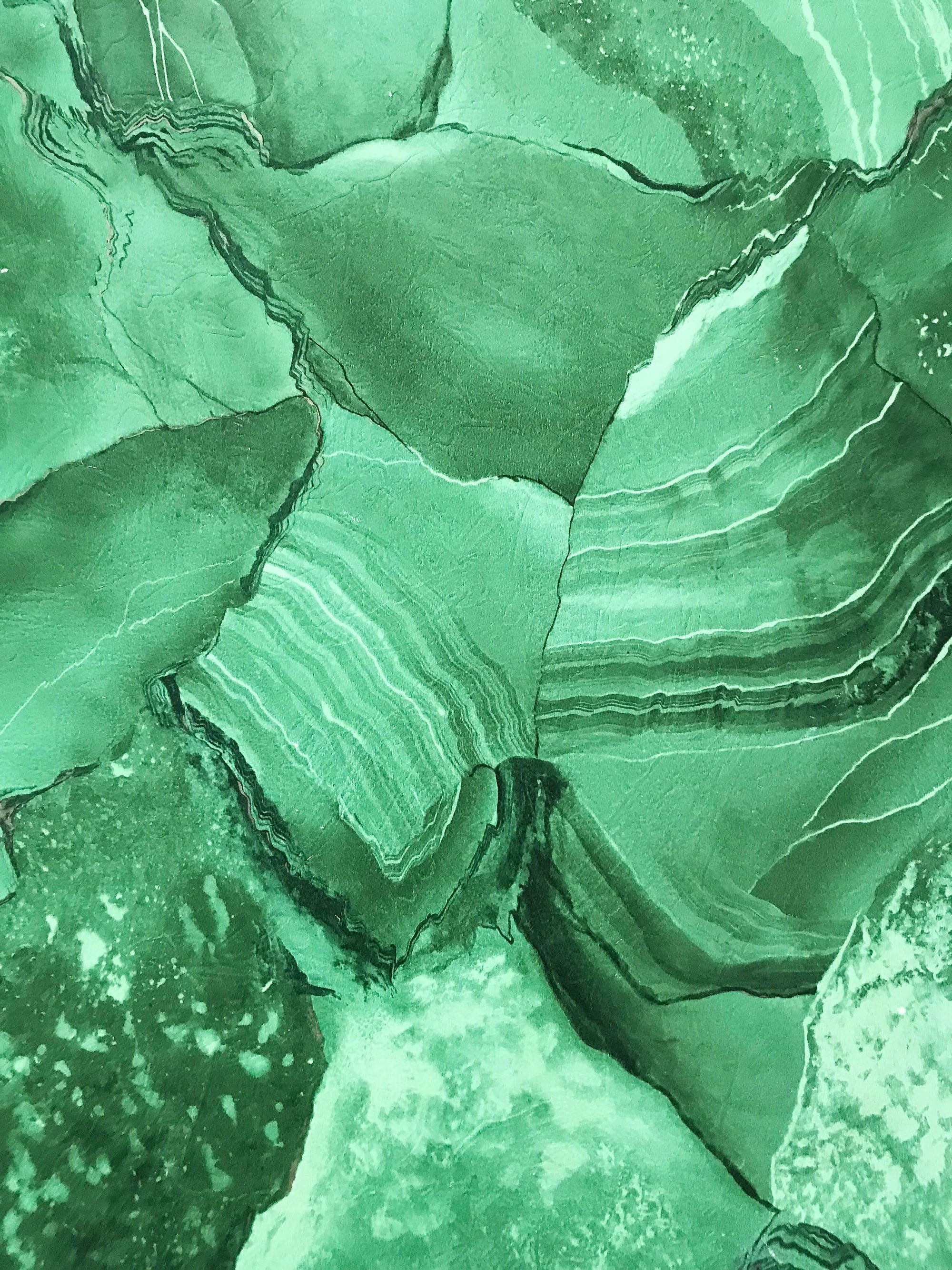 Oxidative Hautalterung: Wenn freie Radikale die Zeit beschleunigen